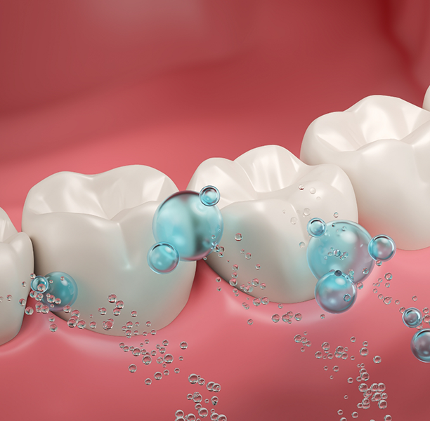 Illustration of teeth with soap bubbles